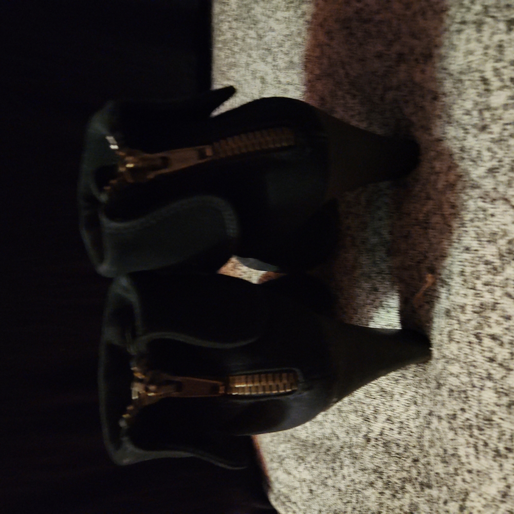 LOCKHART Bootie - Picture 5 of 7
